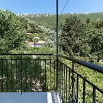 La Olga Lefkada * Sívros