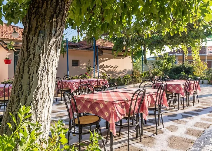 La Olga Lefkada Sívros